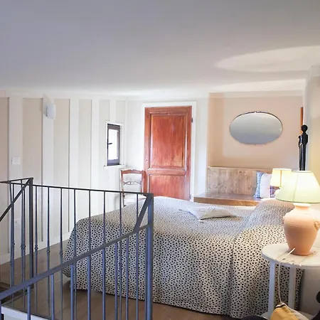 Alloggio per agriturismo Malvarina